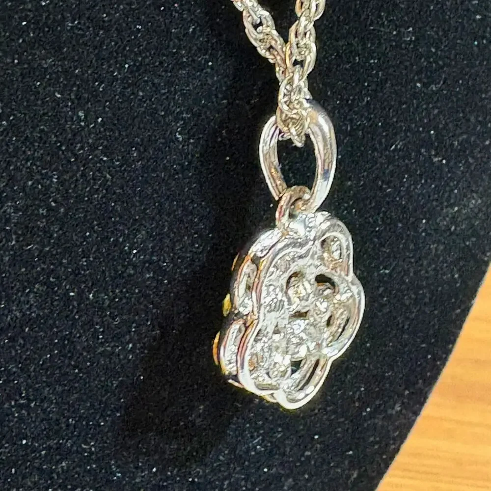 Vintage flower rhinestone